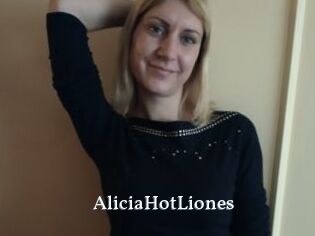 AliciaHotLiones