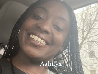 Aahnyx