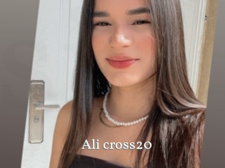 Ali_cross20