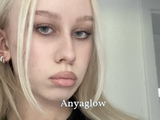 Anyaglow