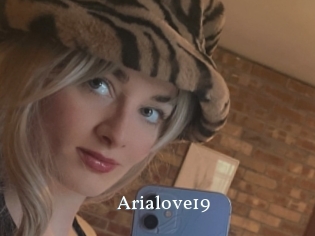 Arialove19