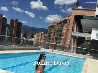 Bonnie_Davis
