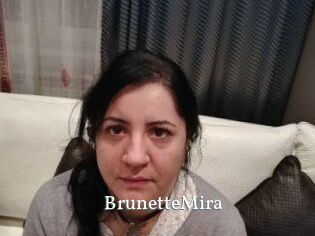 BrunetteMira