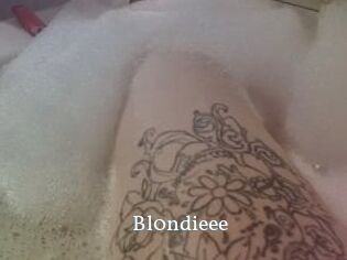 bl0ndieee SexyIdol
