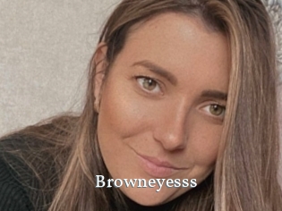 Browneyesss
