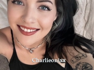 Charlieonixx