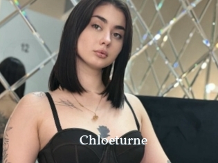 Chloeturne