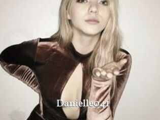 Danielle041