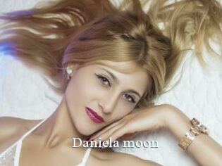 Daniela_moon