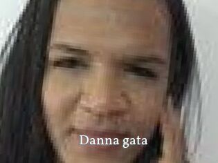 Danna_gata