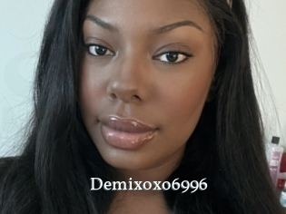 Demixoxo6996