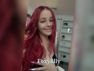 Foxylilly