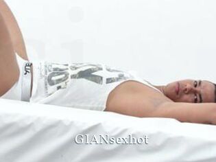 GIANsexhot