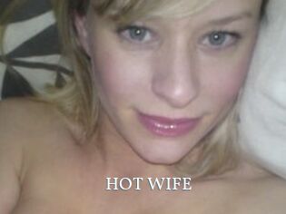 HOT_WIFE