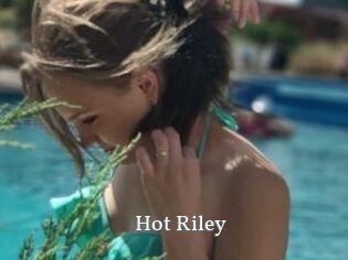 Hot_Riley