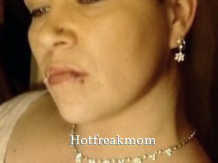 Hotfreakmom
