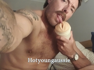 Hotyoungaussie