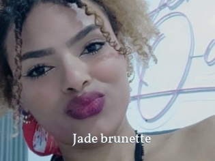 Jade_brunette