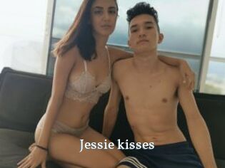 Jessie_kisses