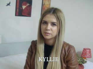 KYLLIE_