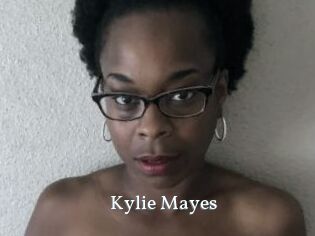 Kylie_Mayes