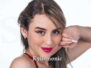 kyliemonic SexyIdol