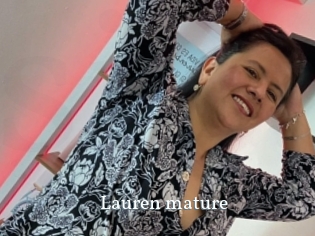Lauren_mature