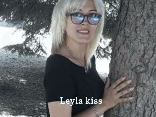 Leyla_kiss