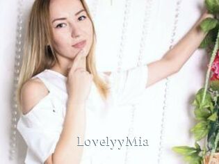 LovelyyMia SexyIdol