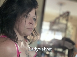 ladyvelvet SexyIdol