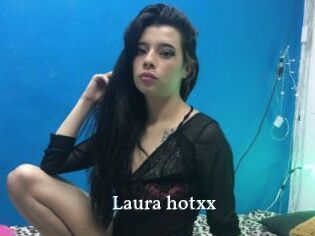 Laura_hotxx