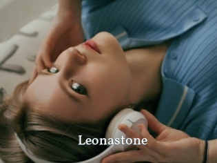 leonastone SexyIdol