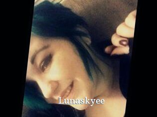 Lunaskyee