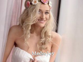 MedeaJoy SexyIdol