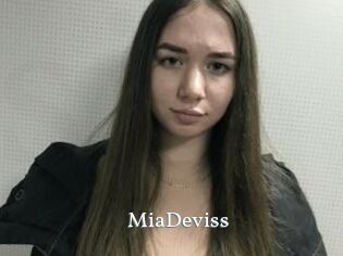 MiaDeviss