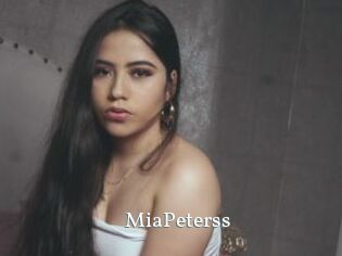 MiaPeterss