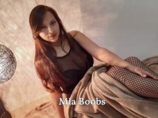 Mia_Boobs