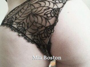 Mia_Boston