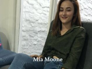 Mia_Moone