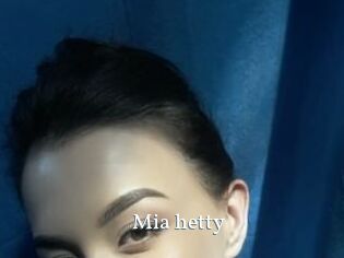 Mia_hetty