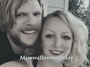 Miaswallowsevryday