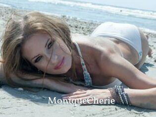 MoniqueCherie