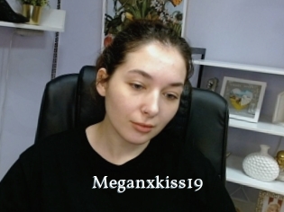 Meganxkiss19