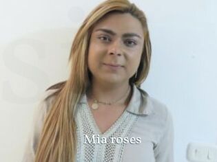 Mia_roses