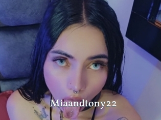 Miaandtony22