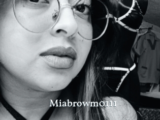 Miabrowm0111