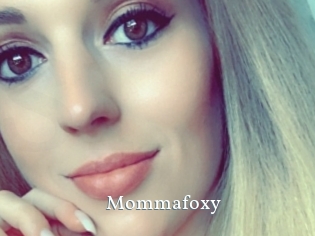 Mommafoxy