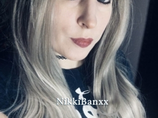 NikkiBanxx