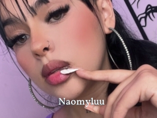 Naomyluu