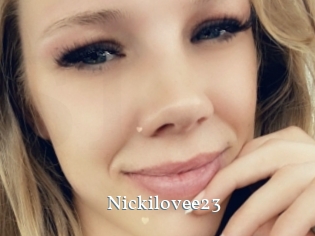Nickilovee23